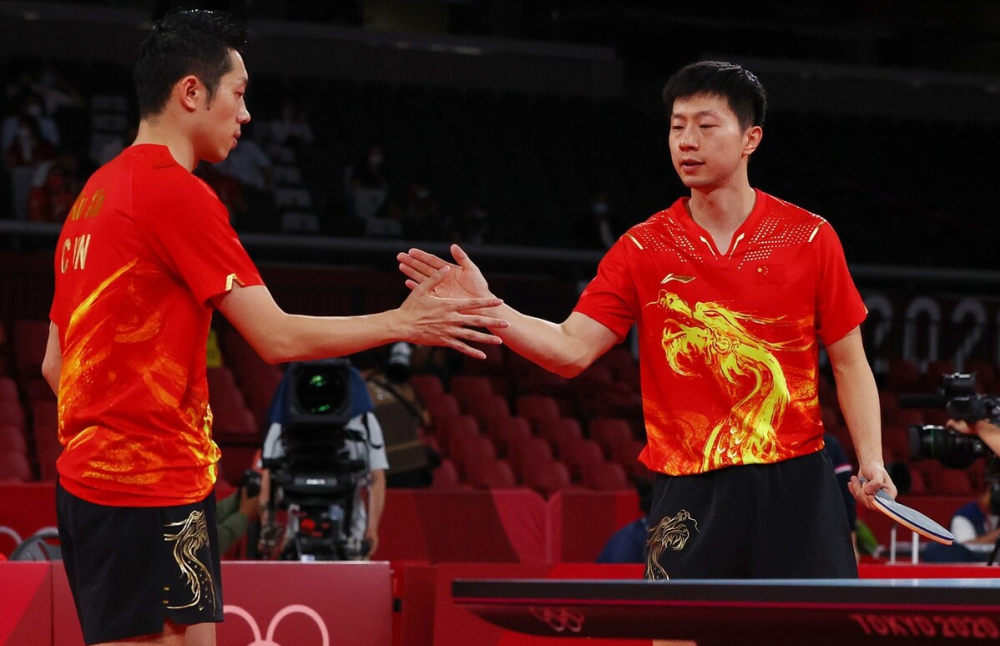 英格兰队险胜法国队，许昕惊艳四座