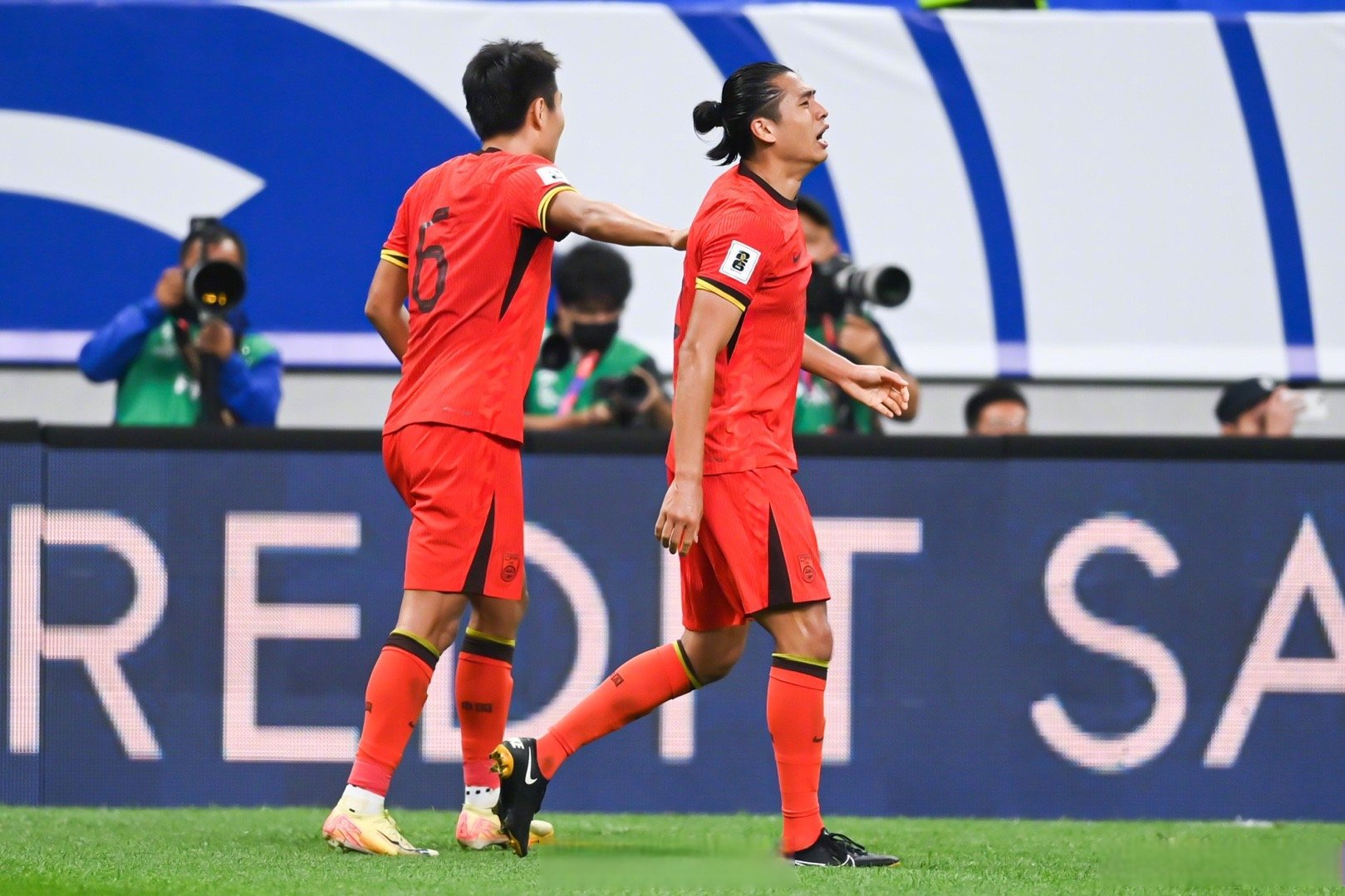 亚洲豪门在世界杯赛事中取得胜利