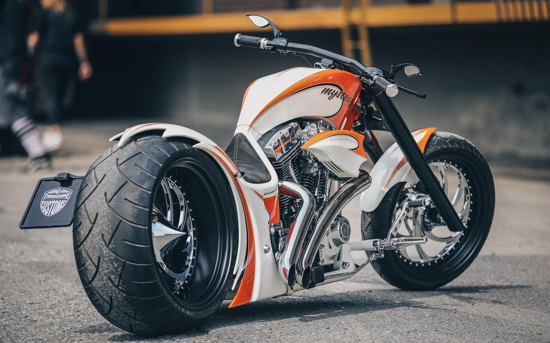 库尔图瓦天神下凡,卡塔尔新贵逆转黄色潜水艇