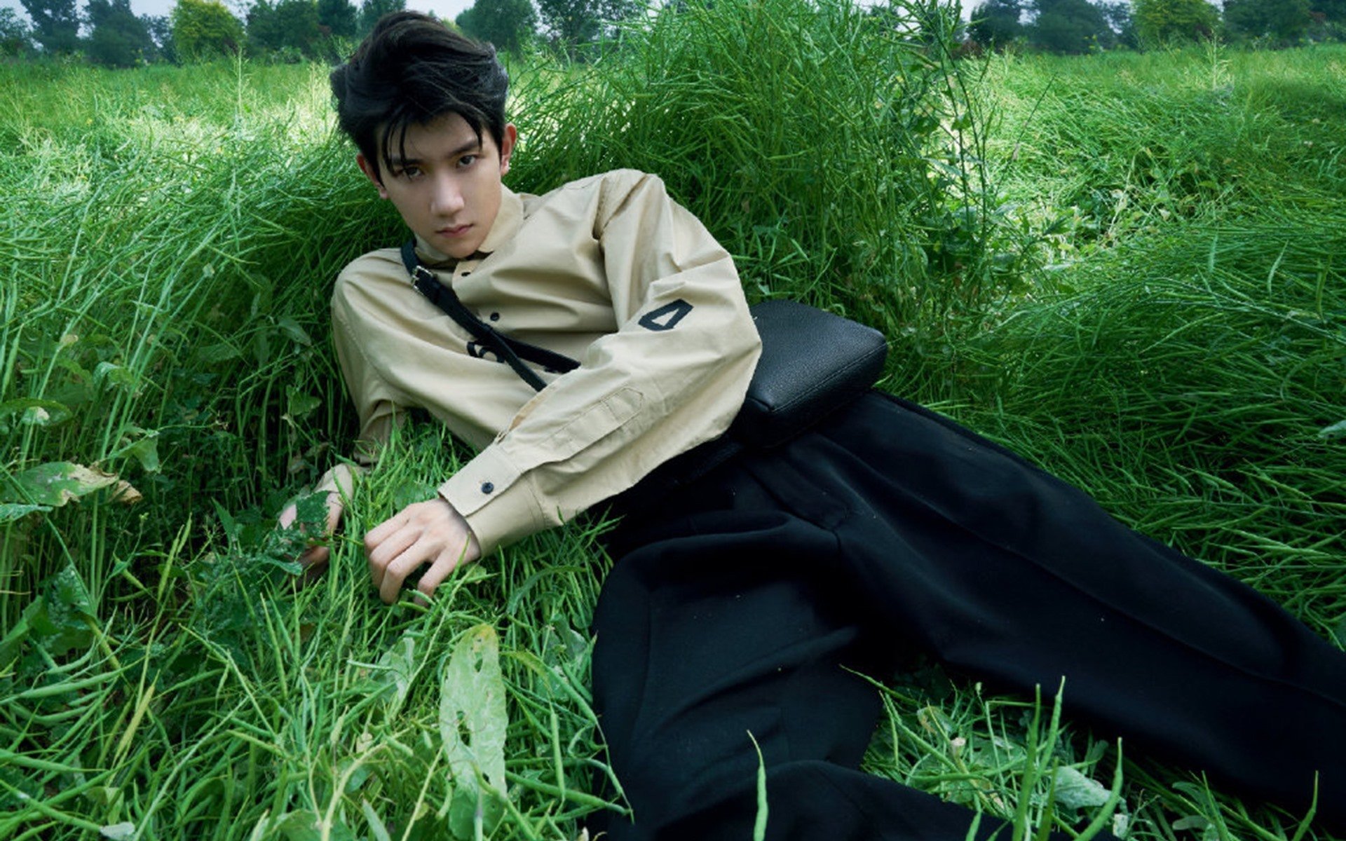 纪录双生花，阿坎吉连续得分拉开差距，乌克兰强压厄瓜多尔