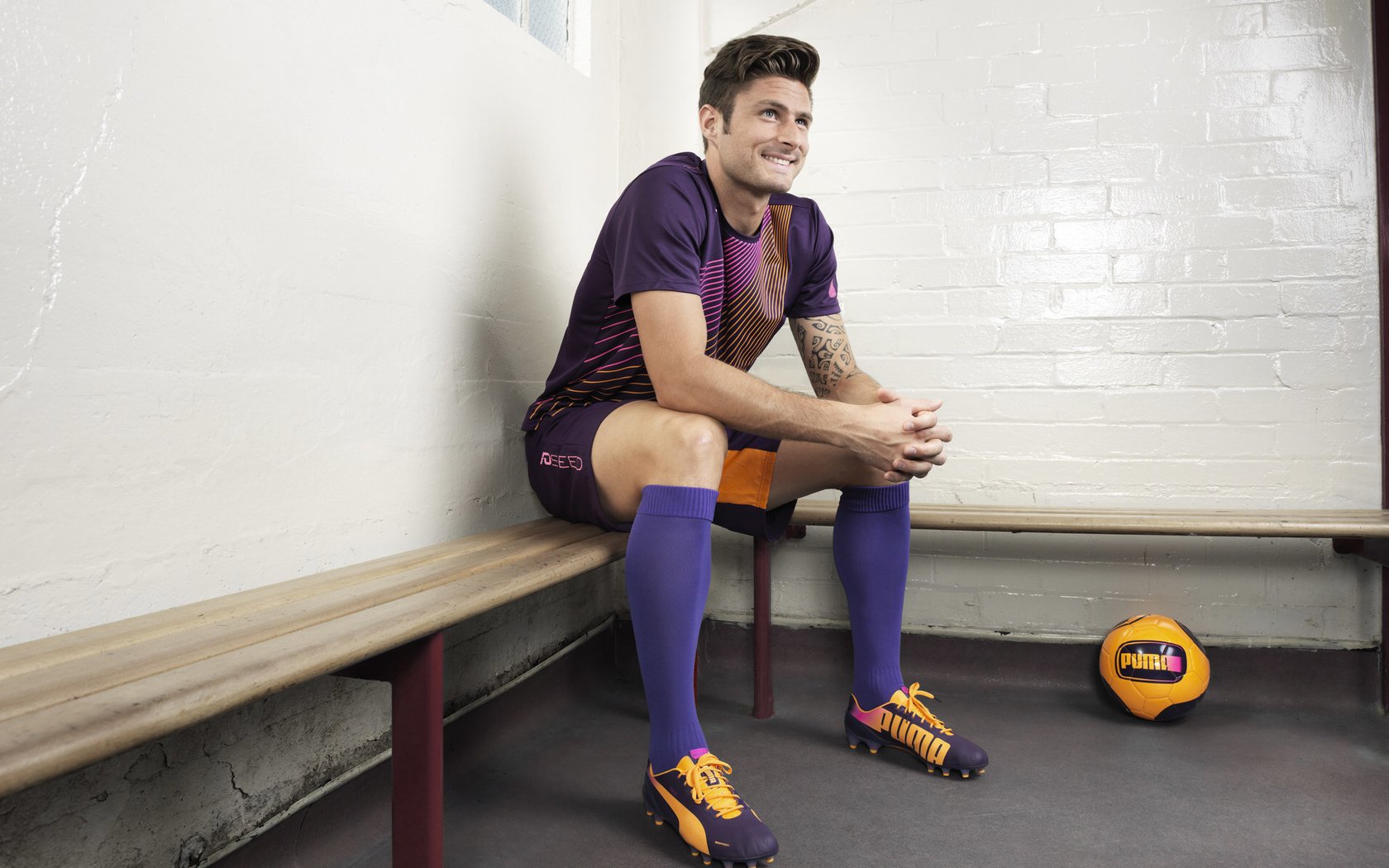 飓风卷过球场，牙买加单节狂飙拉开新西兰，赖斯化身关键先生